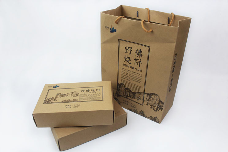 這樣原汁原味土特產(chǎn)禮品盒+手提袋套裝你也想要嗎？快來(lái)長(zhǎng)沙印刷廠日大彩印定制！